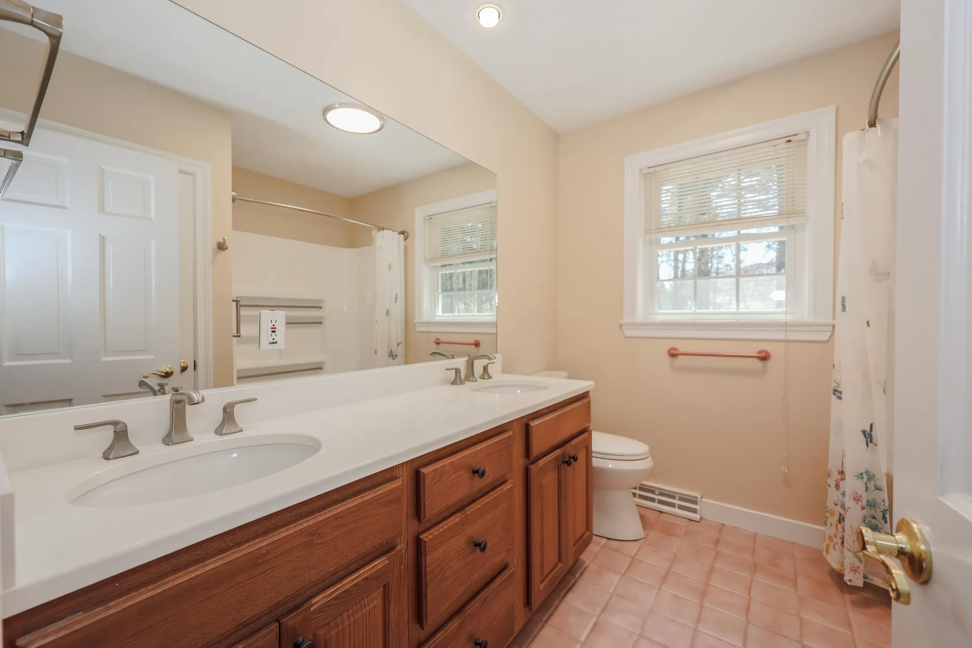 26 Preserve Drive Nashua NH 03064