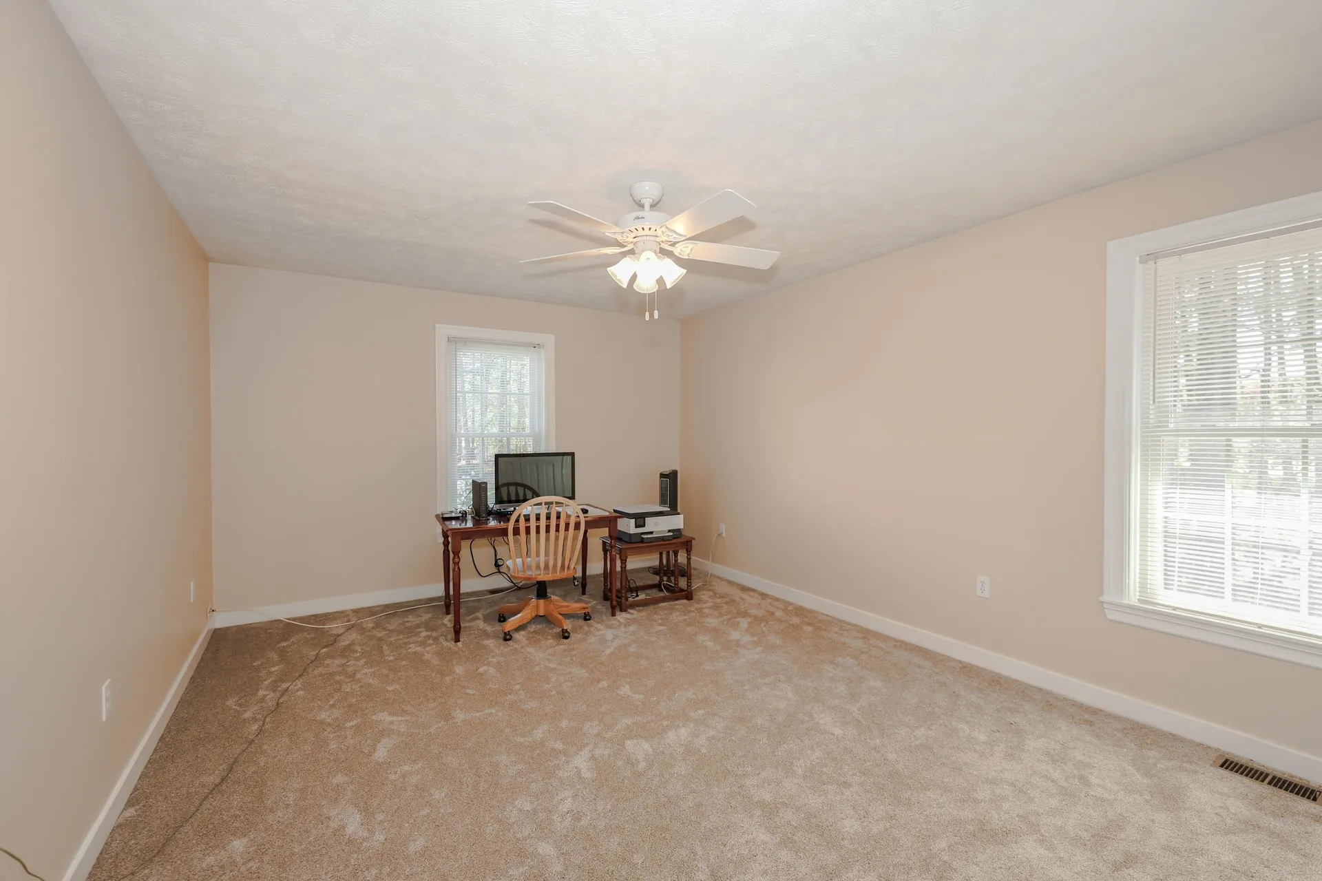 26 Preserve Drive Nashua NH 03064