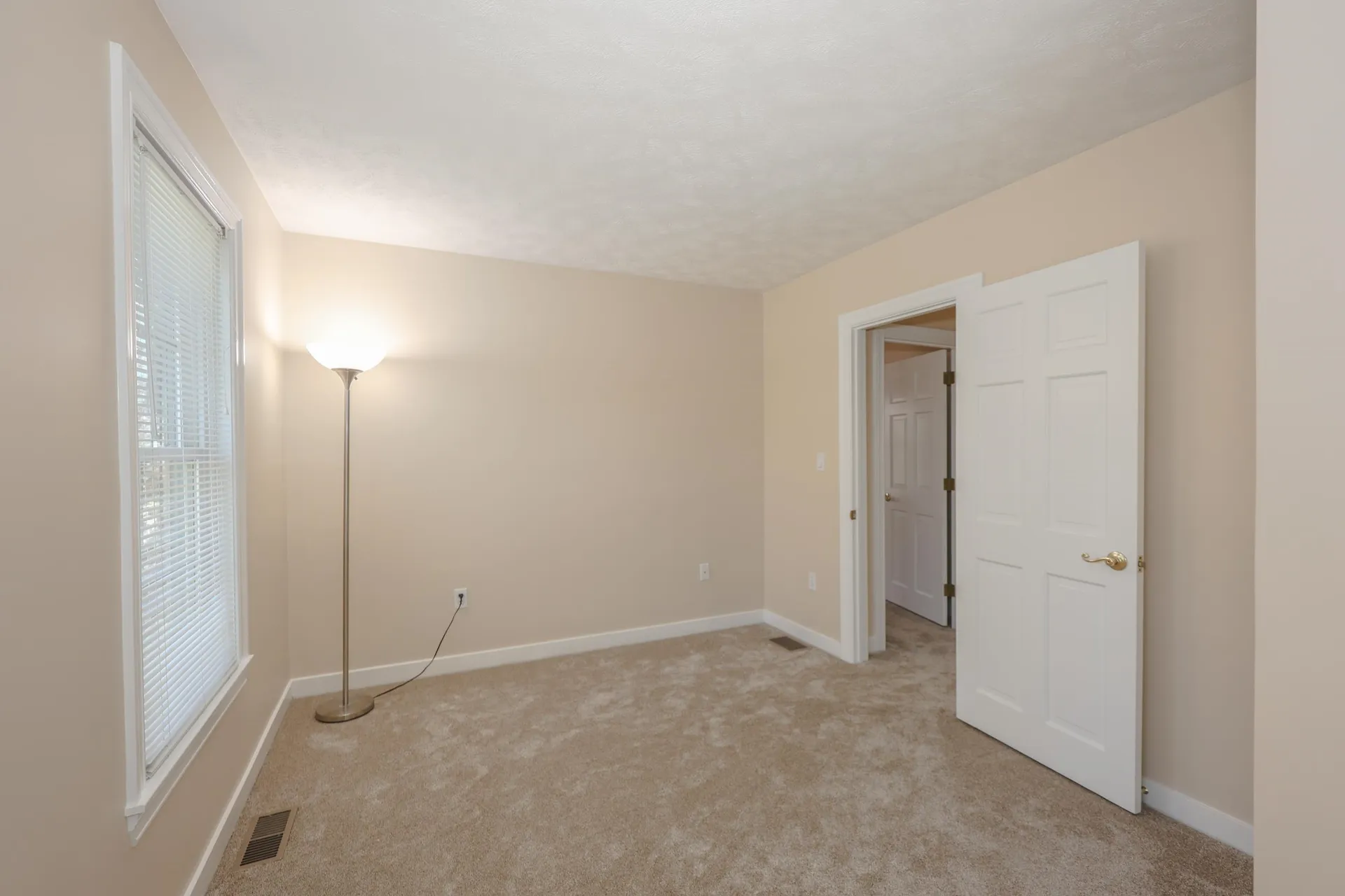 26 Preserve Drive Nashua NH 03064