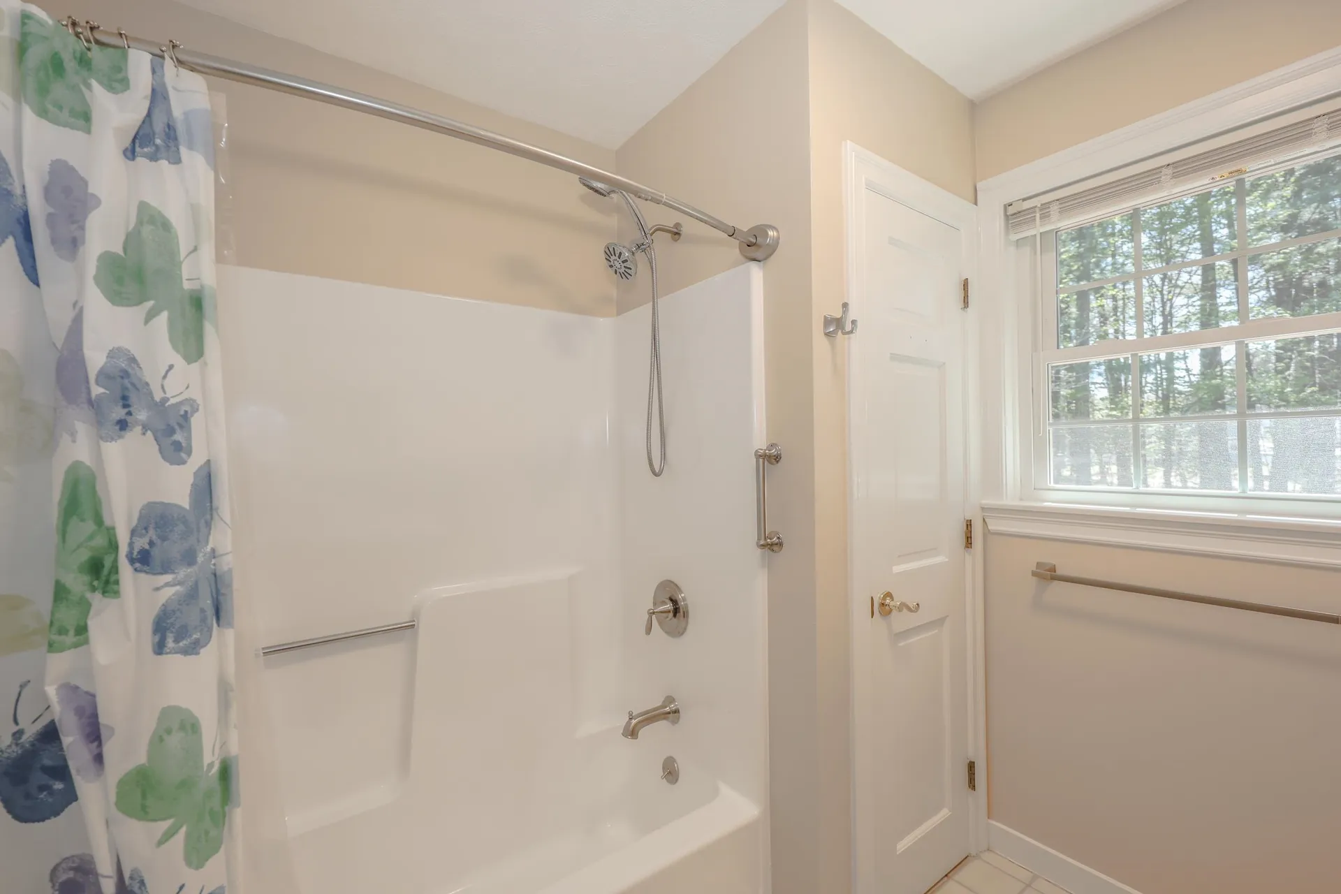 26 Preserve Drive Nashua NH 03064