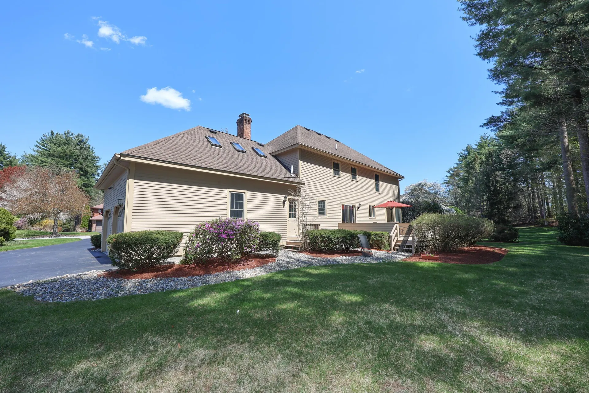 26 Preserve Drive Nashua NH 03064