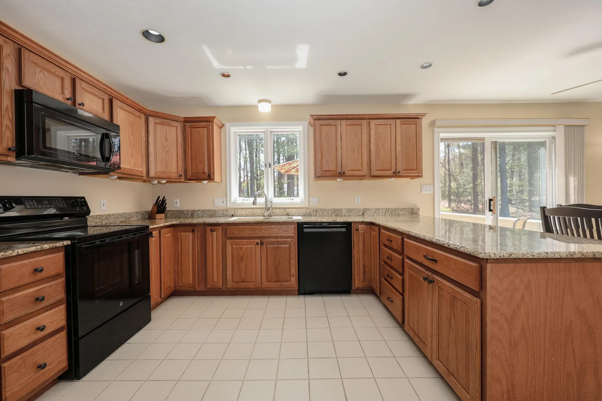26 Preserve Drive Nashua NH 03064