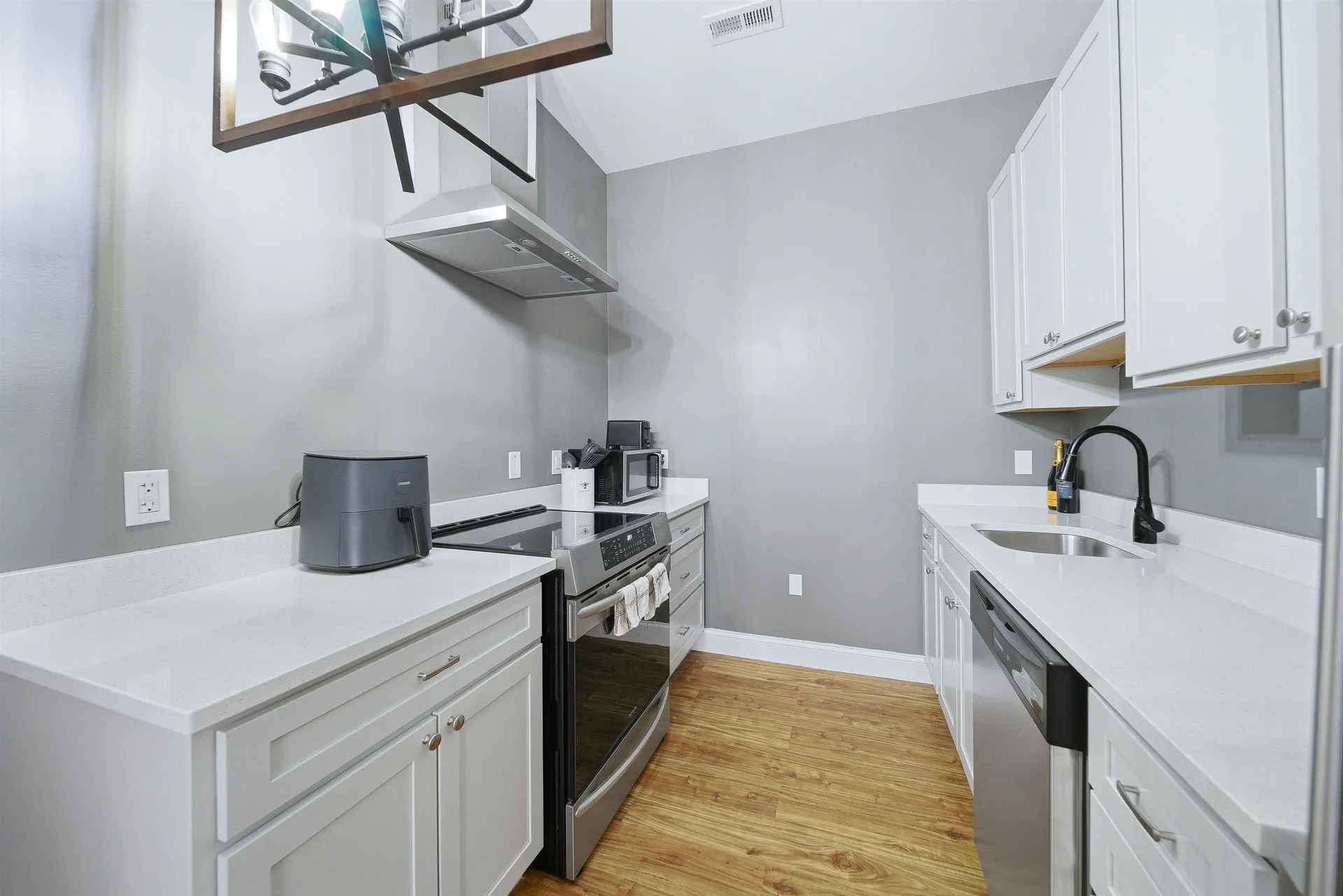470 Silver Street Manchester NH 03103