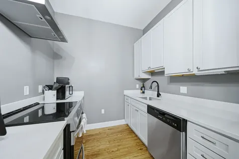 470 Silver Street Manchester NH 03103