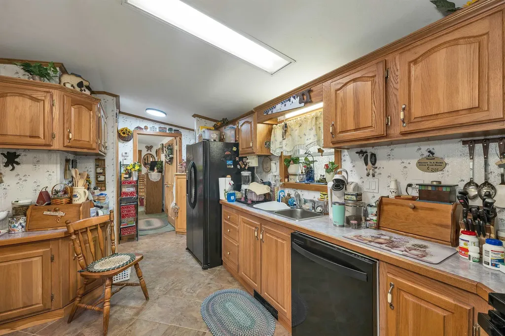 112 North Ashland Road Ashland NH 03217
