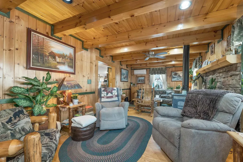 112 North Ashland Road Ashland NH 03217