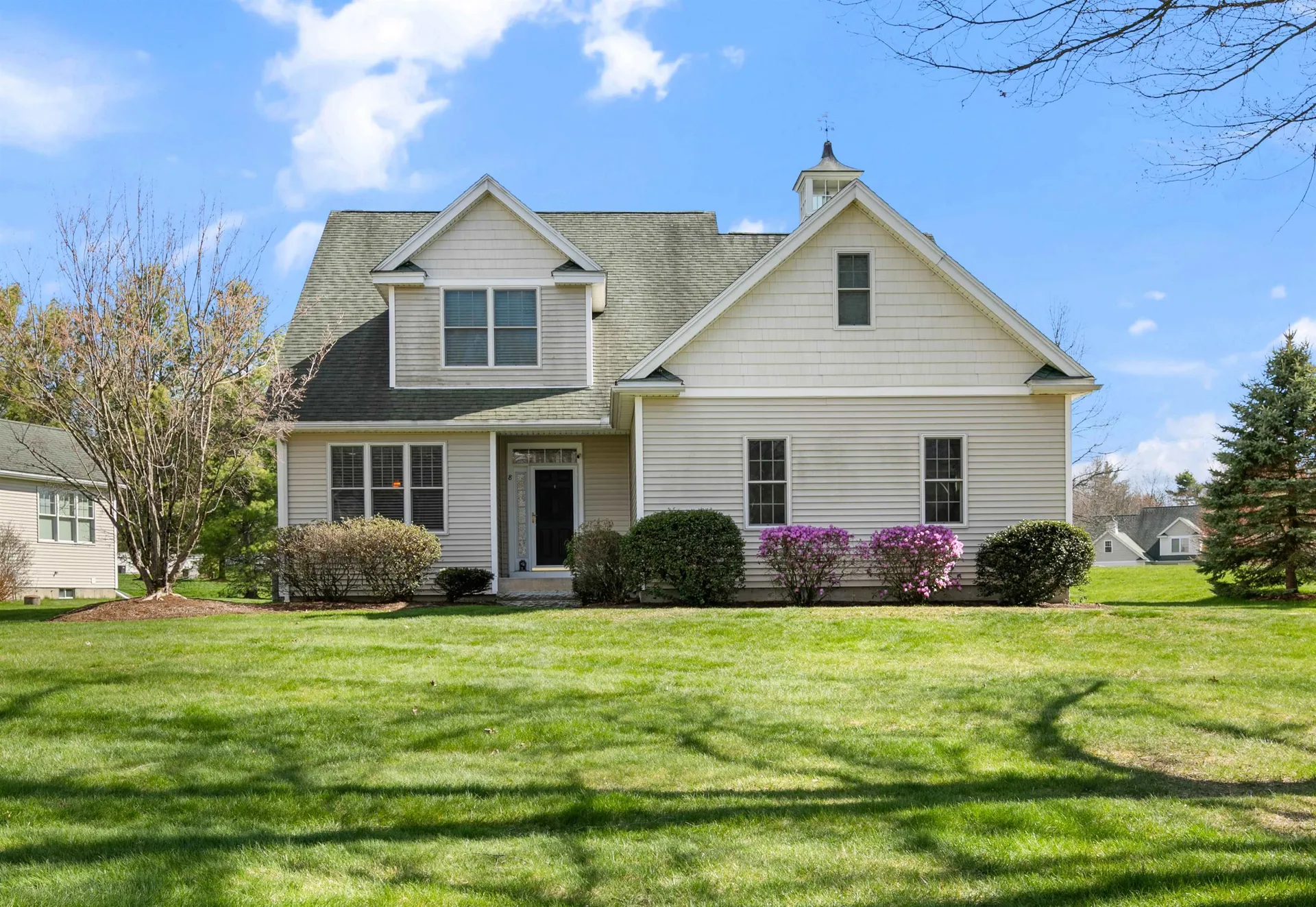 8 Crockett's Way Stratham NH 03885