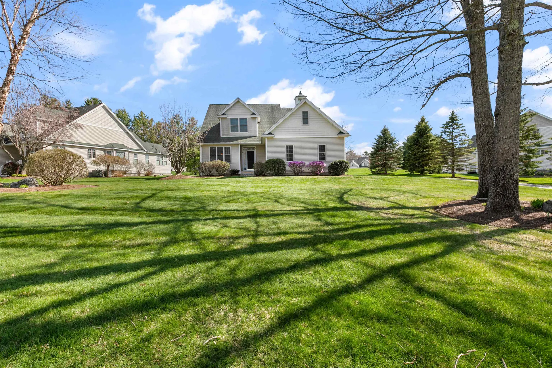 8 Crockett's Way Stratham NH 03885