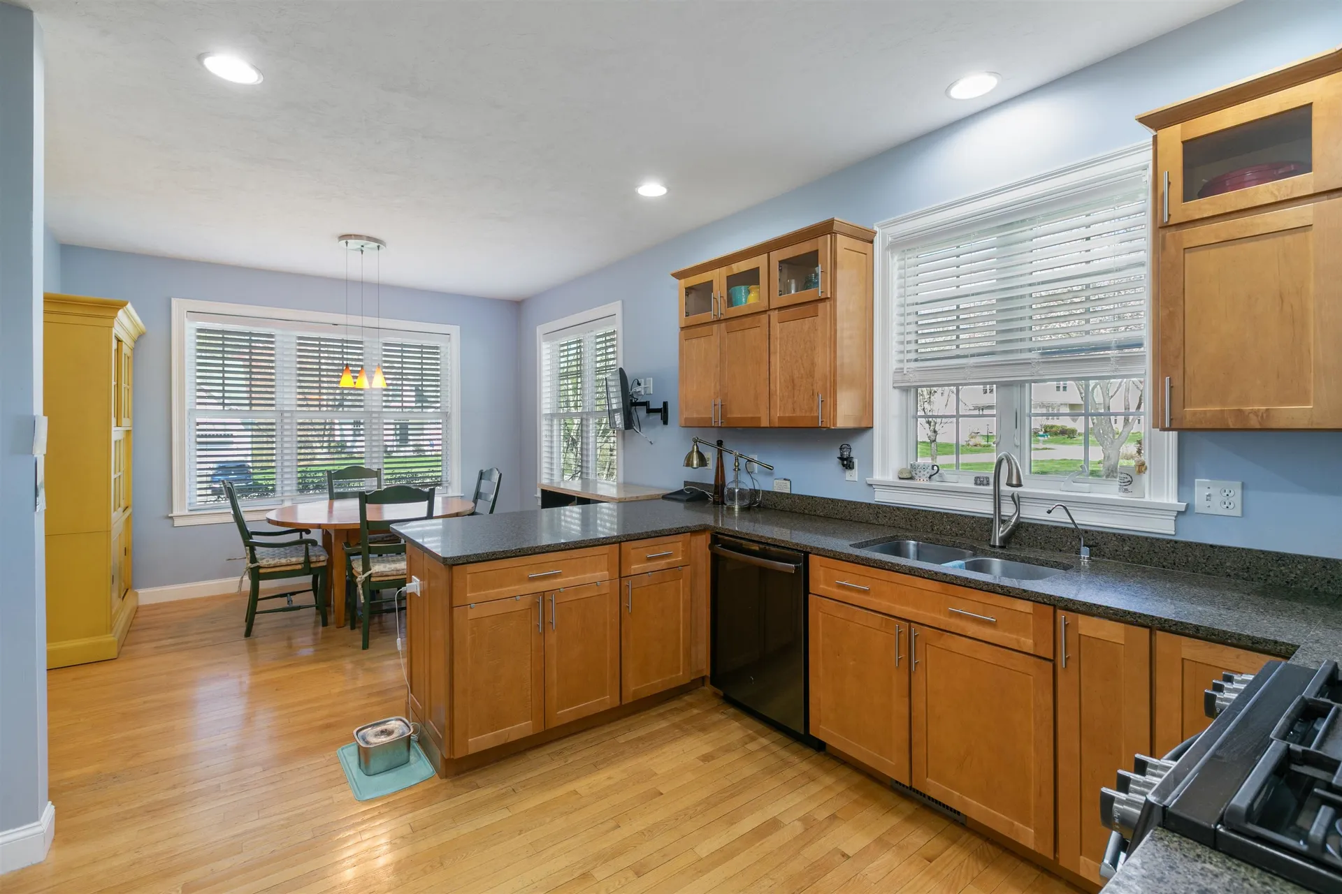 8 Crockett's Way Stratham NH 03885