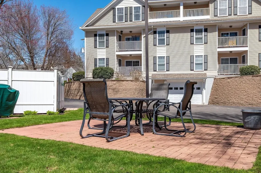 437 Winnacunnet Road Hampton NH 03842