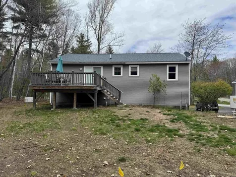 12 Watson Hill Road Raymond NH 03077