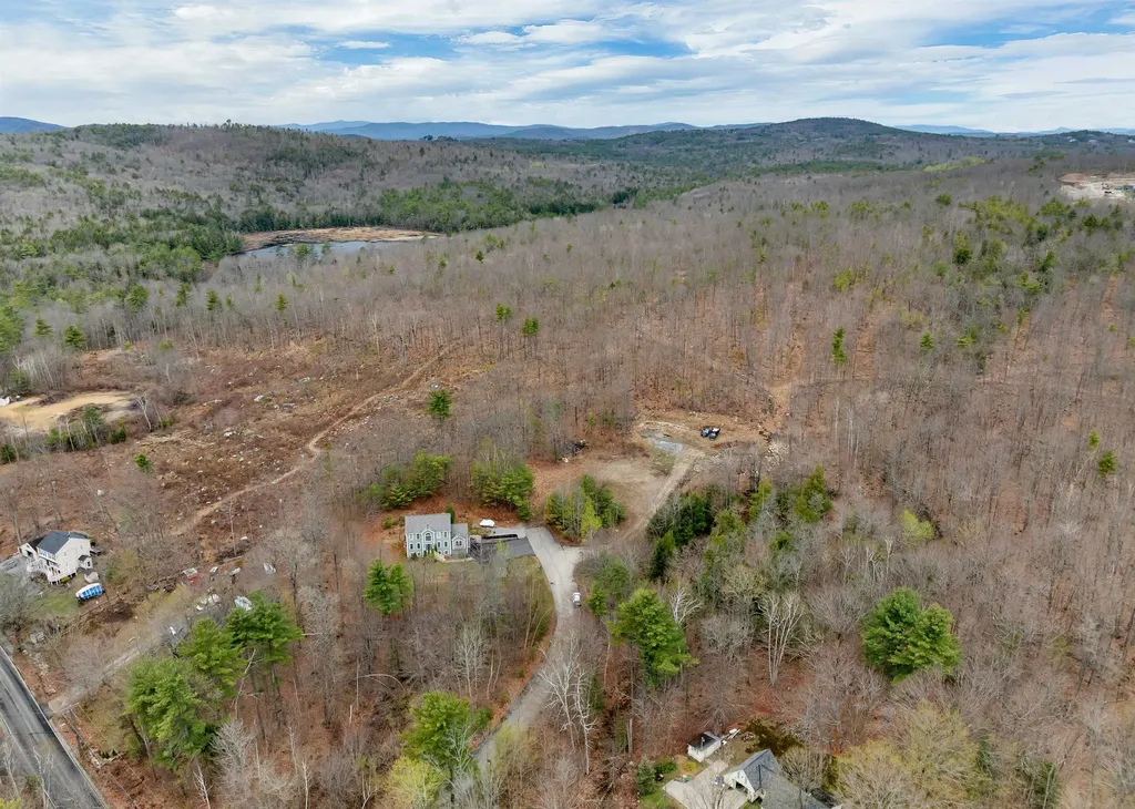 35 Marcia Ann Way Laconia NH 03246