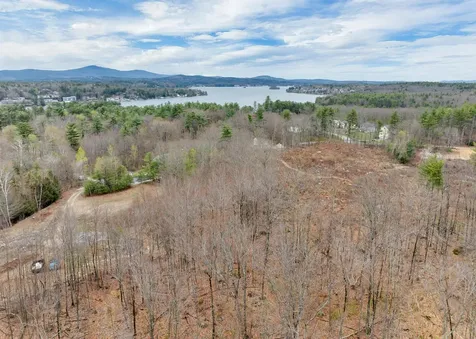 35 Marcia Ann Way Laconia NH 03246