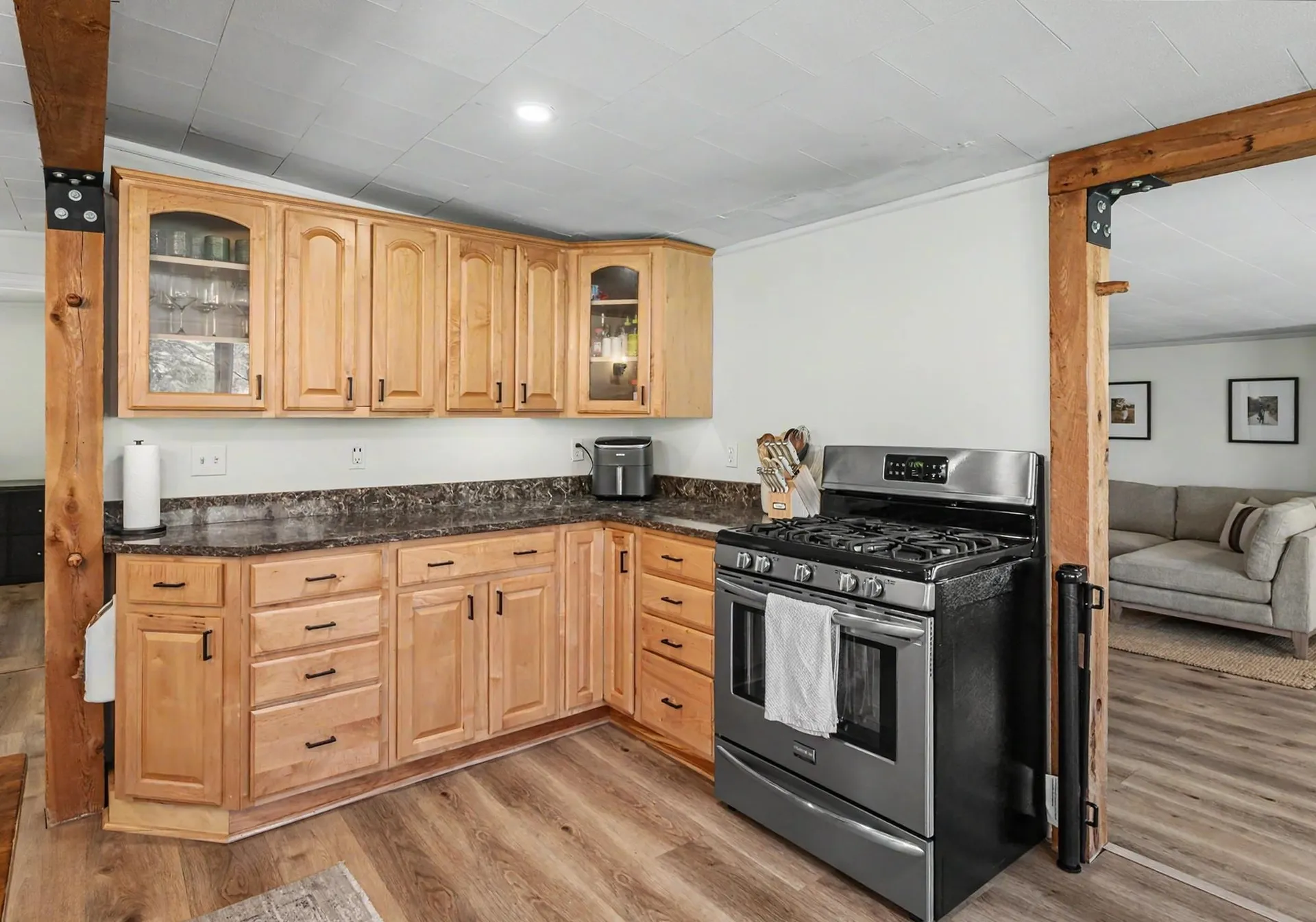 96 Fordway Extension Derry NH 03038