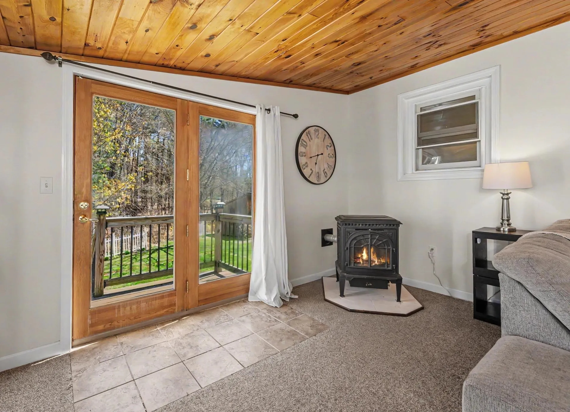 96 Fordway Extension Derry NH 03038