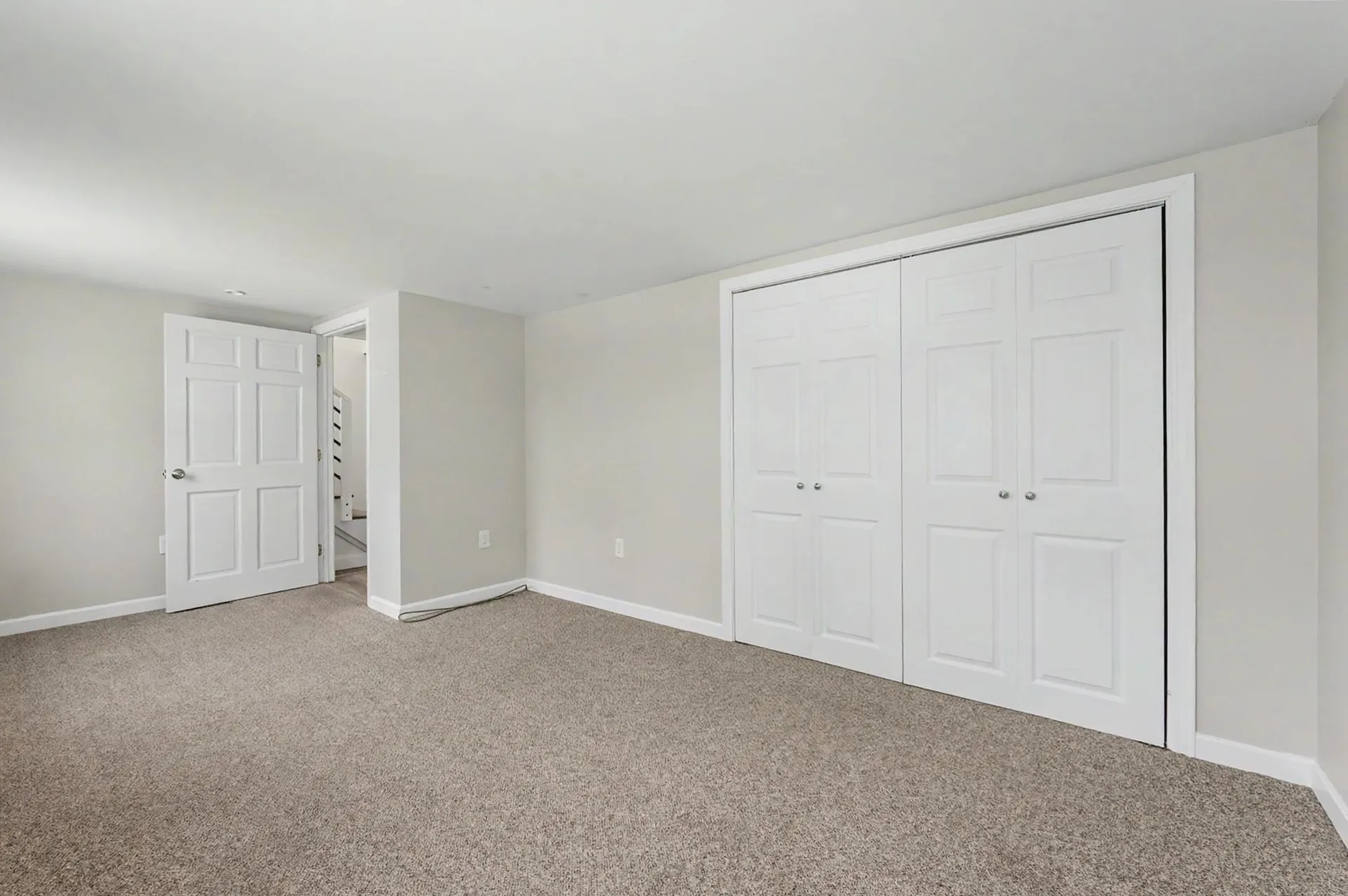 96 Fordway Extension Derry NH 03038