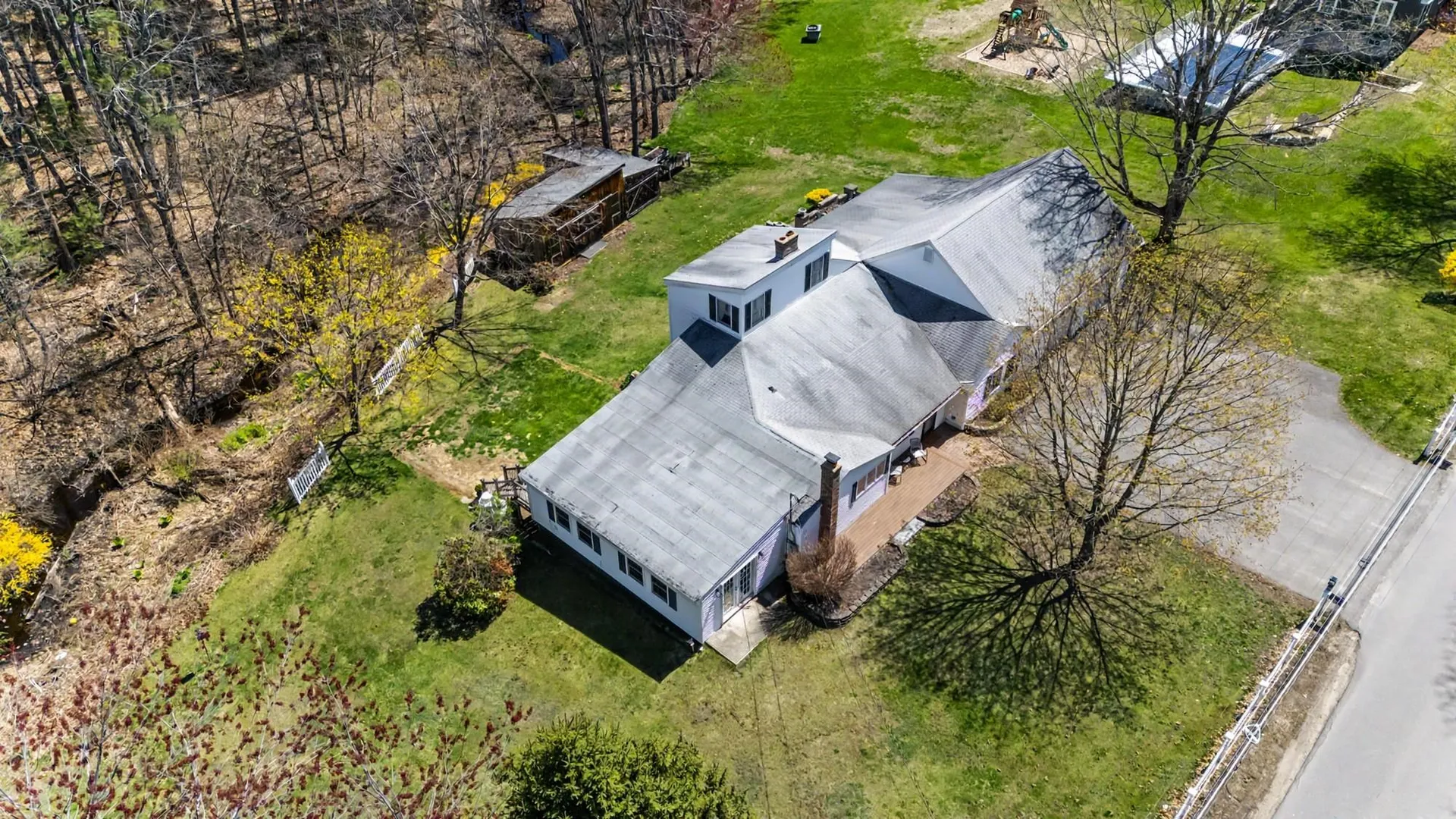 96 Fordway Extension Derry NH 03038