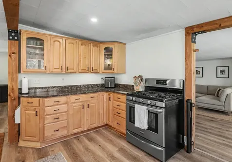 96 Fordway Extension Derry NH 03038
