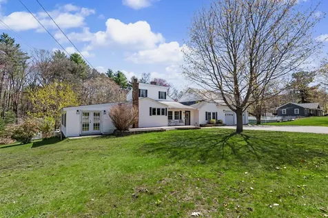 96 Fordway Extension Derry NH 03038