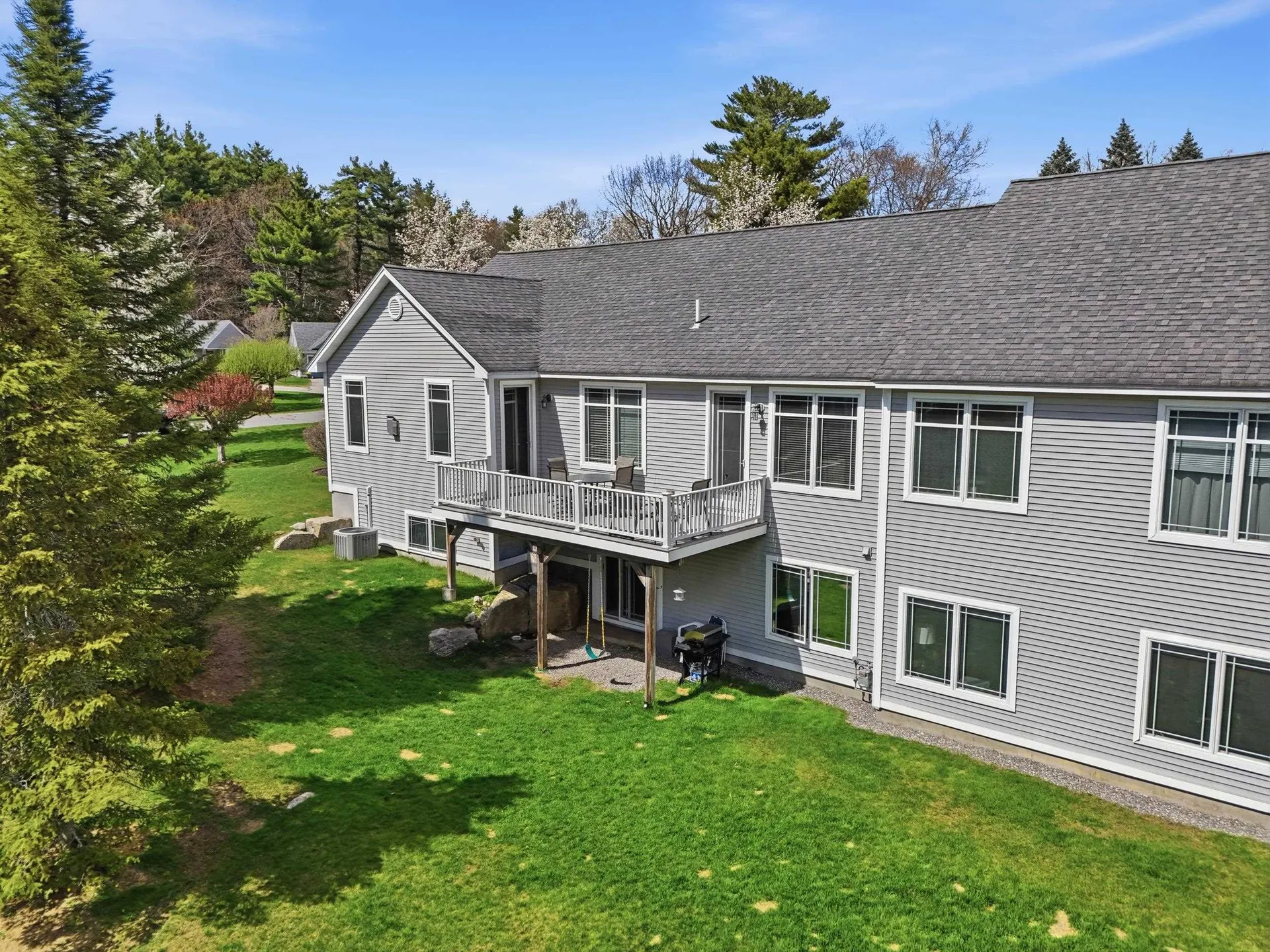 4 Mountain Village Road Windham NH 03087