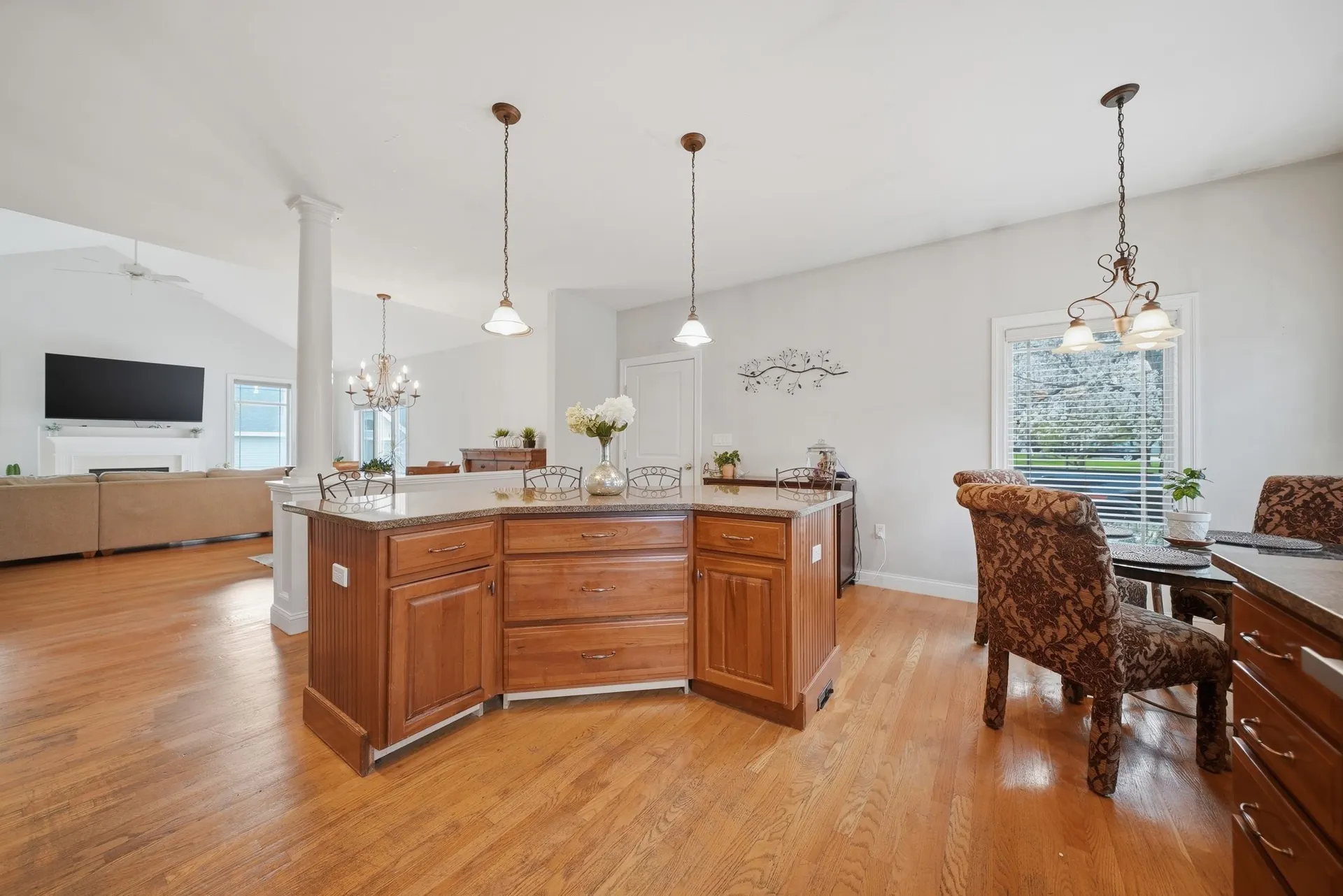 4 Mountain Village Road Windham NH 03087