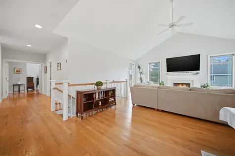 4 Mountain Village Road Windham NH 03087