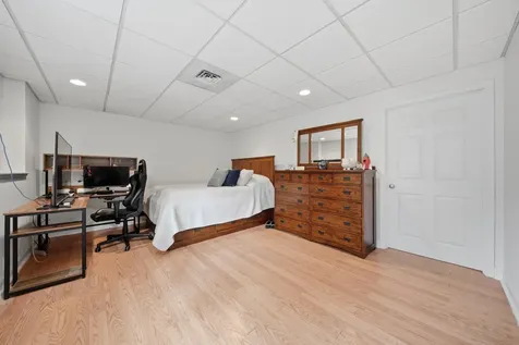 4 Mountain Village Road Windham NH 03087