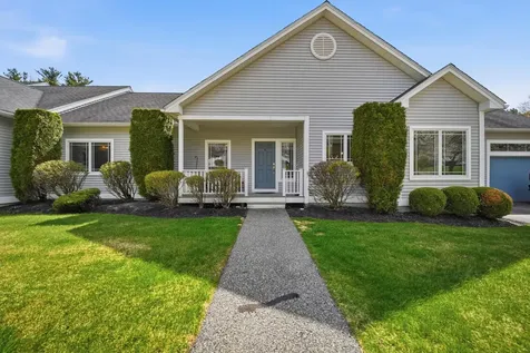 4 Mountain Village Road Windham NH 03087