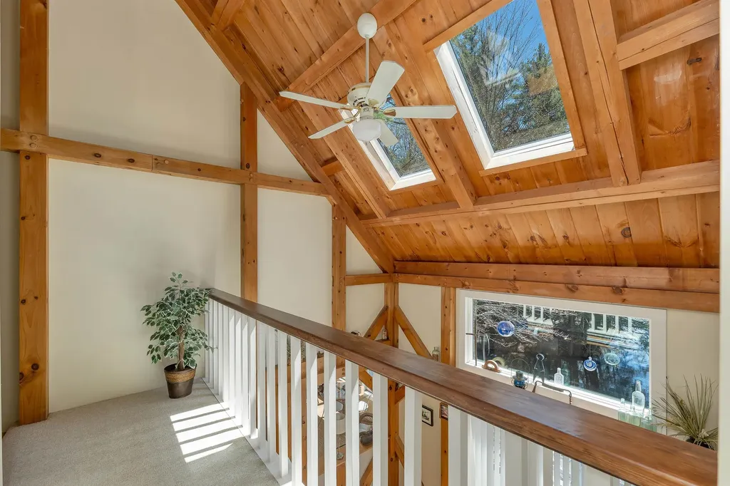 17 Apple Road Sanbornton NH 03269