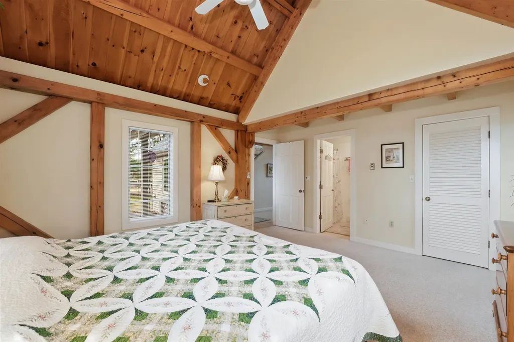 17 Apple Road Sanbornton NH 03269
