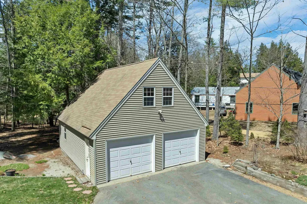 17 Apple Road Sanbornton NH 03269