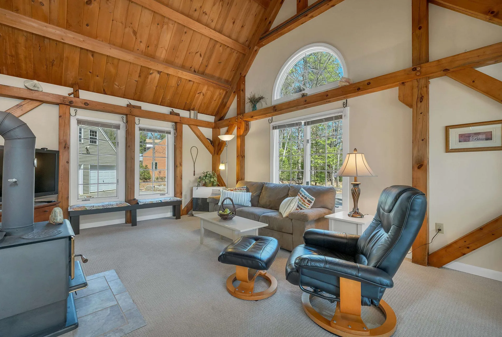 17 Apple Road Sanbornton NH 03269