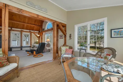 17 Apple Road Sanbornton NH 03269