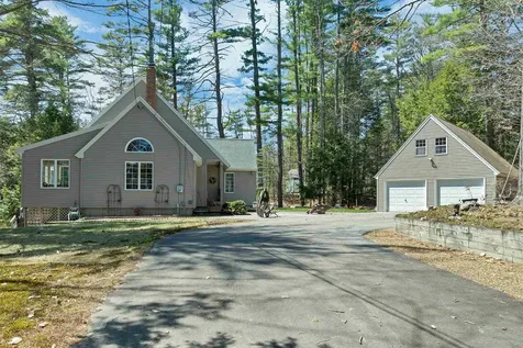 17 Apple Road Sanbornton NH 03269