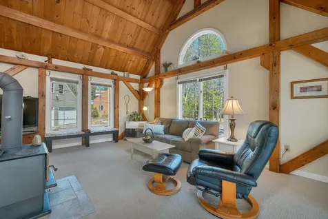 17 Apple Road Sanbornton NH 03269