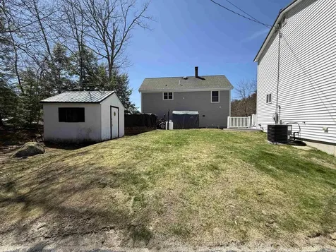 16 W Shore Drive Raymond NH 03077