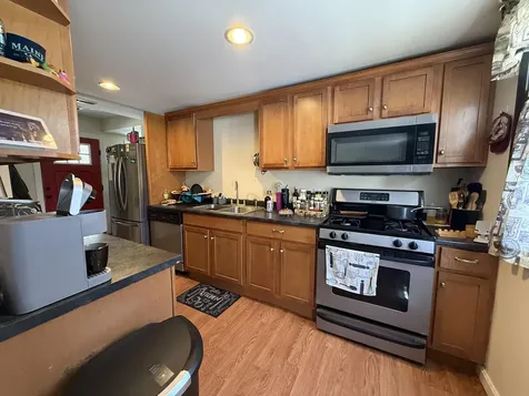 16 W Shore Drive Raymond NH 03077