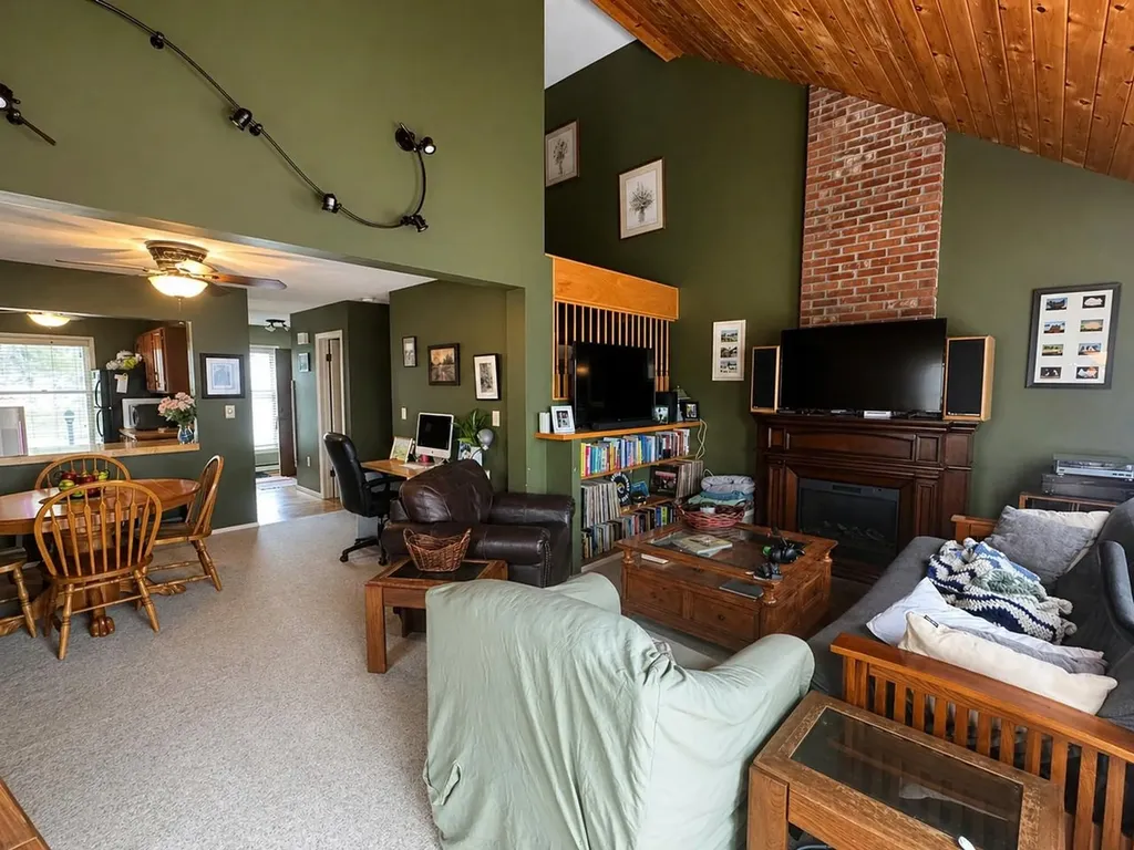 132 Rivermount Terrace Burlington VT 05401