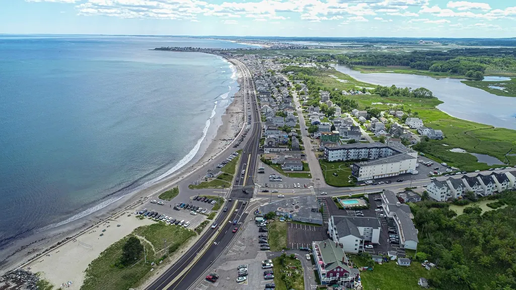 933 Ocean Boulevard Hampton NH 03842