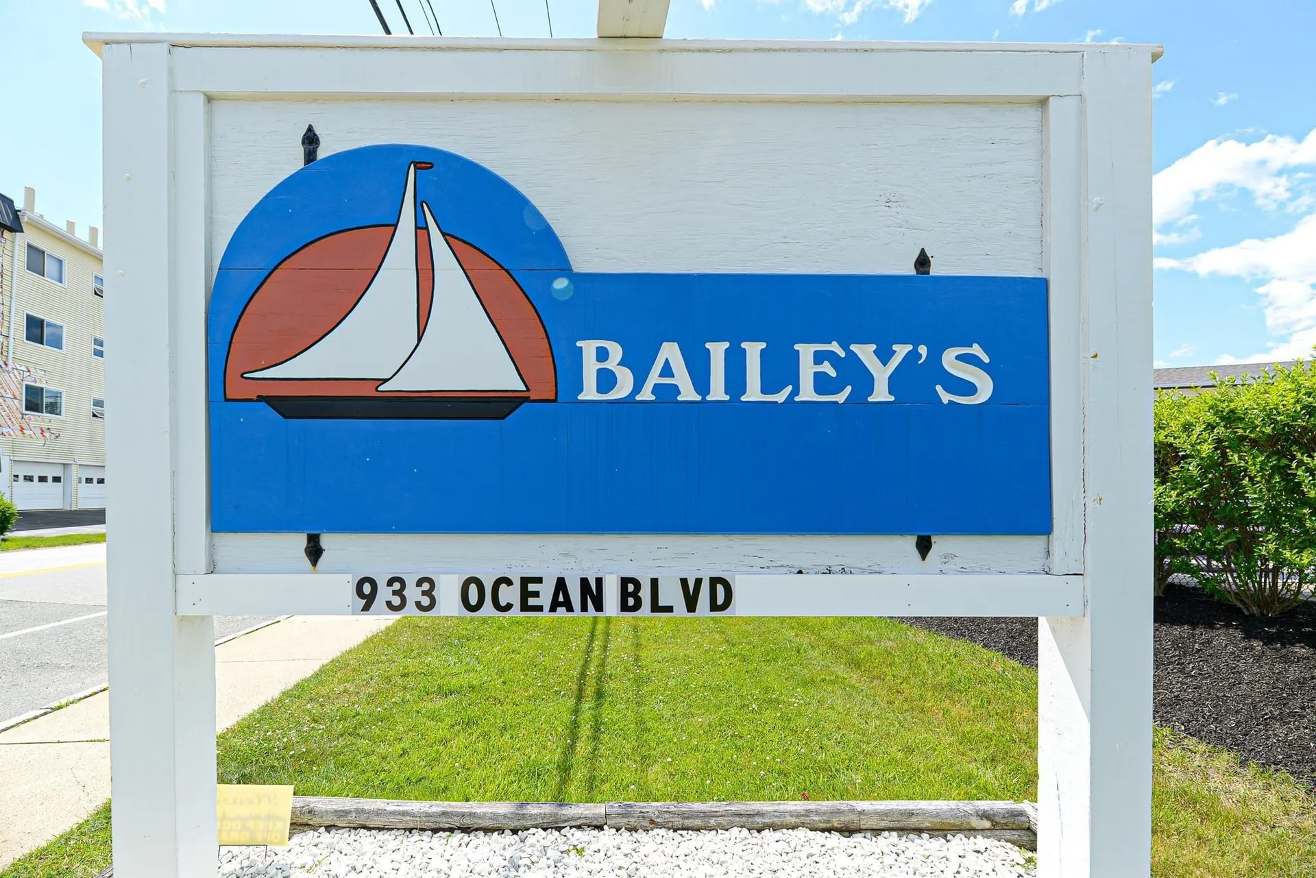 933 Ocean Boulevard Hampton NH 03842