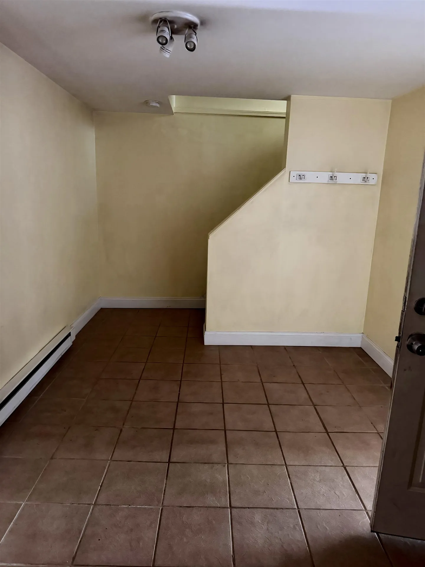 79 Oakridge Drive Londonderry NH 01844