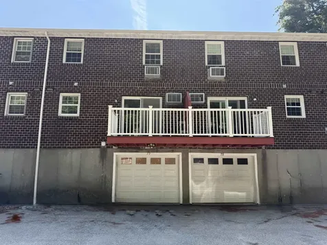 79 Oakridge Drive Londonderry NH 01844