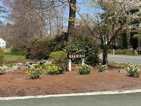 79 Oakridge Drive Londonderry NH 01844