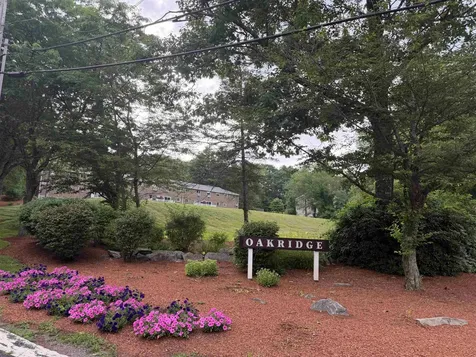 79 Oakridge Drive Londonderry NH 01844