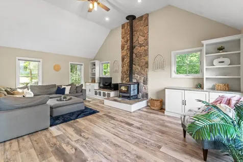 116 Martin Road Weare NH 03281