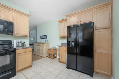 8 Port Way Laconia NH 03246