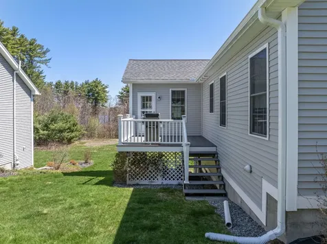 8 Port Way Laconia NH 03246