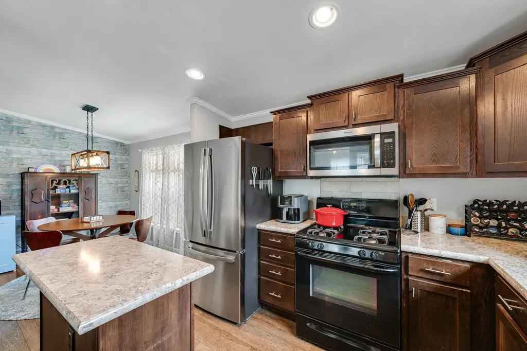 302 Penny Lane Shelburne VT 05482