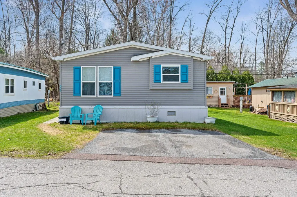 302 Penny Lane Shelburne VT 05482