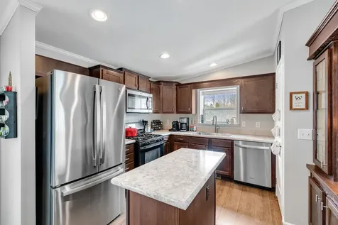 302 Penny Lane Shelburne VT 05482